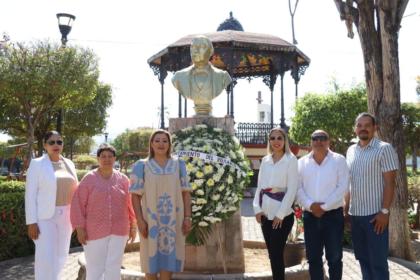 Conmemoran en Rosario el natalicio de Benito Juárez 