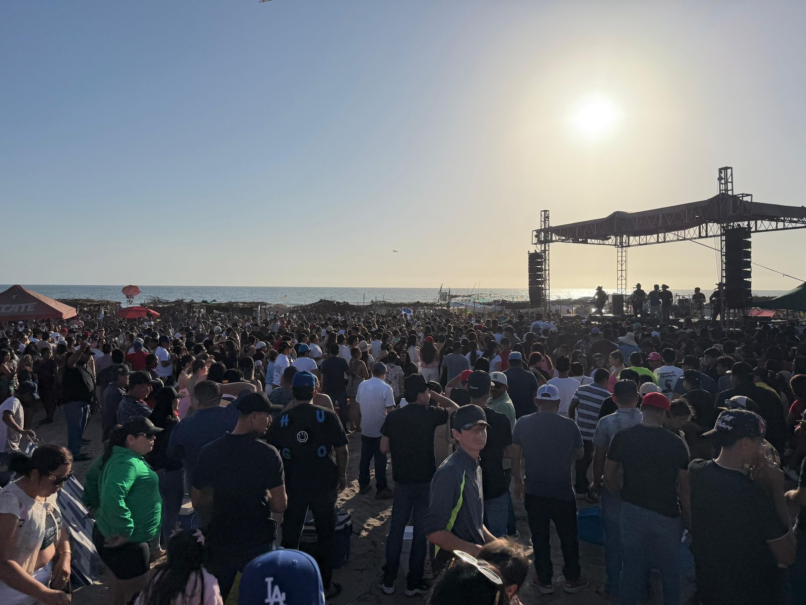 Miles de ciudadanos disfrutan Semana Santa en Rosario con saldo blanco