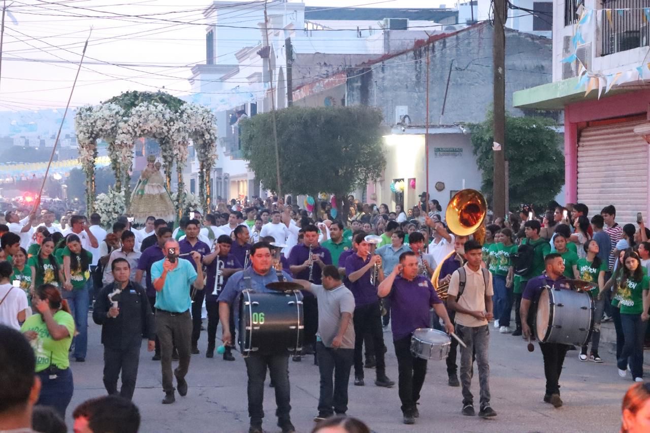 El Festival Cultural Sinaloa 2025 inició con mucho éxito en el municipio de Rosario con la magna presentación de la Orquesta Sinfónica “Raíces de Plata” y del Coro Infantil y Juvenil “Lola Beltrán” de